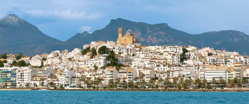 Luxurious Appartement Mediterraneo アルテア エクステリア 写真